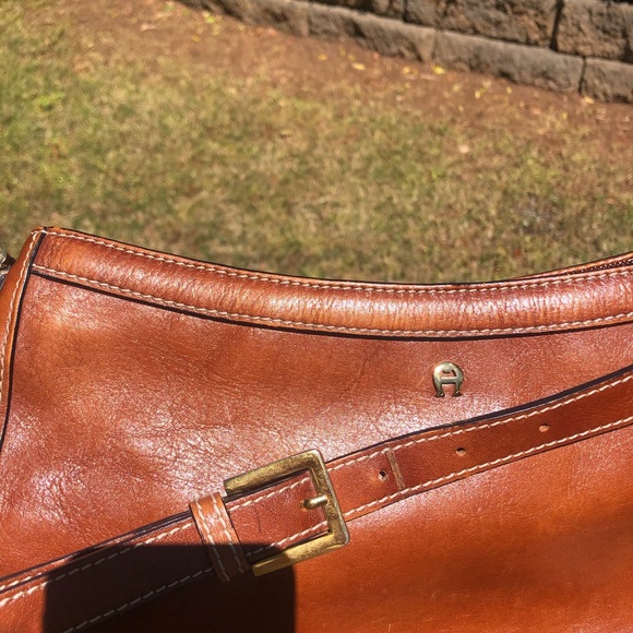 Etienne Aigner vintage authentic leather purse - Picture 4 of 5